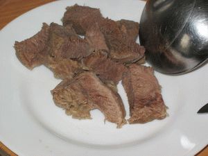 нарезаное варёное мясо